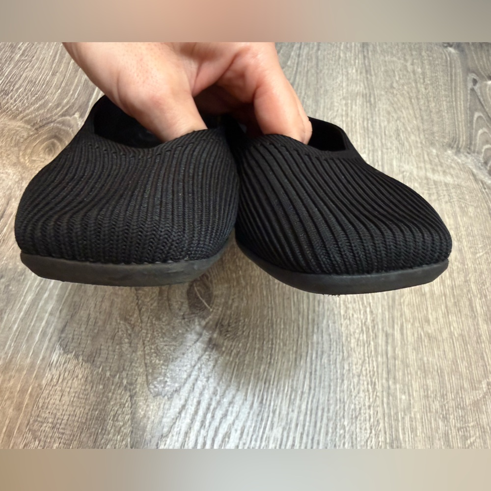 VIVAIA Lightweight Square-Toe V-Cut Flats Margot Walker Black Classic Size 38 - Picture 8 of 10